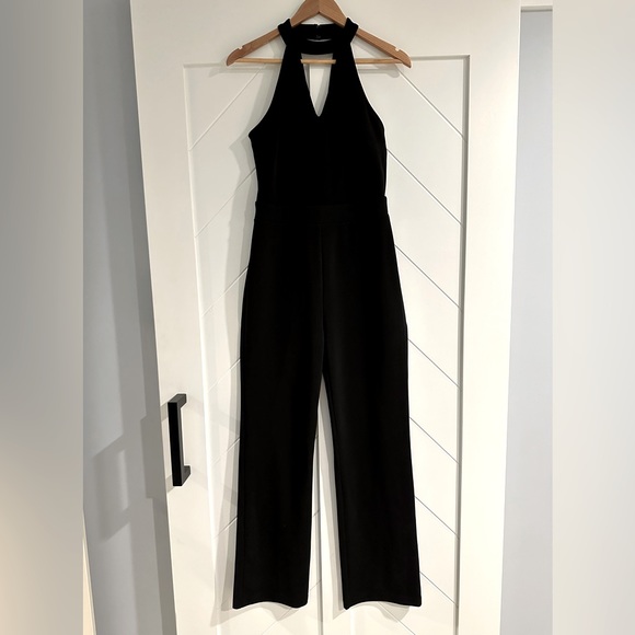 Bar III Cutout Halter Jumpsuit, Black, Size 4 - Picture 7 of 10